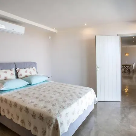 Prinos Luxury Suite * Tinos