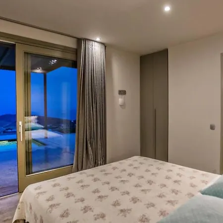 Prinos Luxury Suite